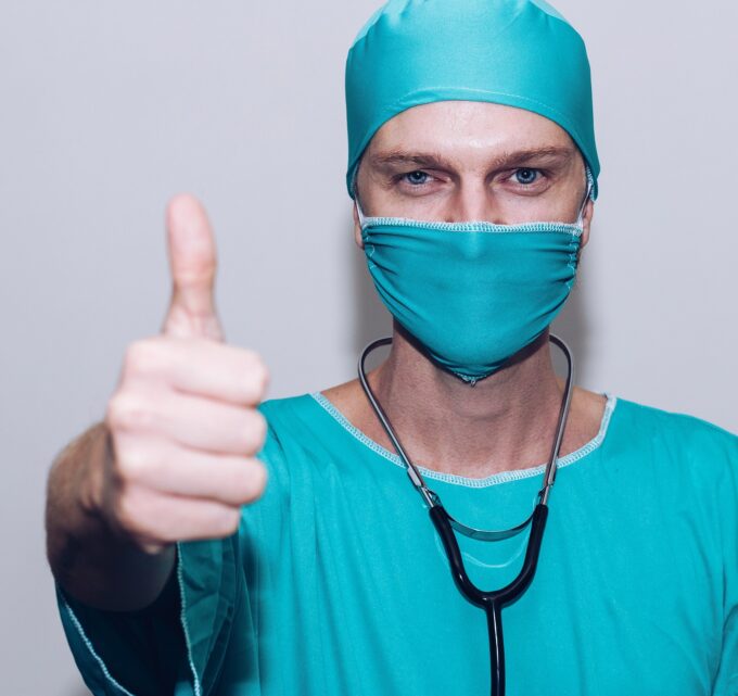 Biotrendy - Wygodne klapki medyczne dla lekarzy - trendy i modne wzory