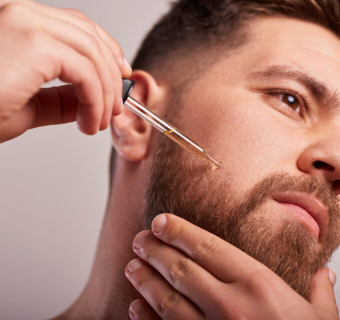 BioTrendy - Jak dbać o skórę z zarostem? Jak pielęgnować brodę i wąsy?